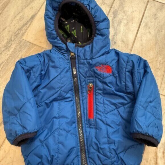 The North Face 3-6 months Reversible blue hooded puffer coat